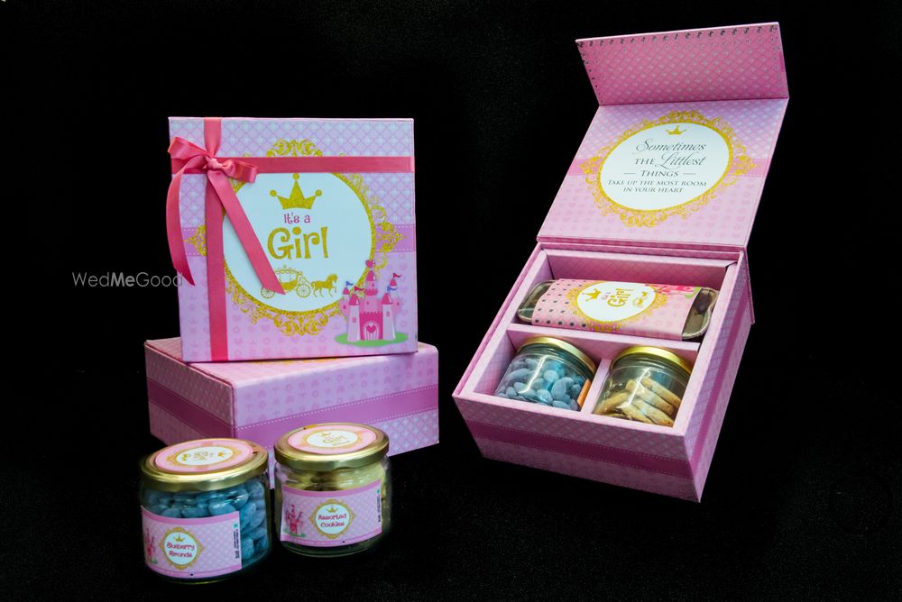 Photo From Baby Girl Gift Boxes - By Chez Papillons By Bonjour Chocolates 