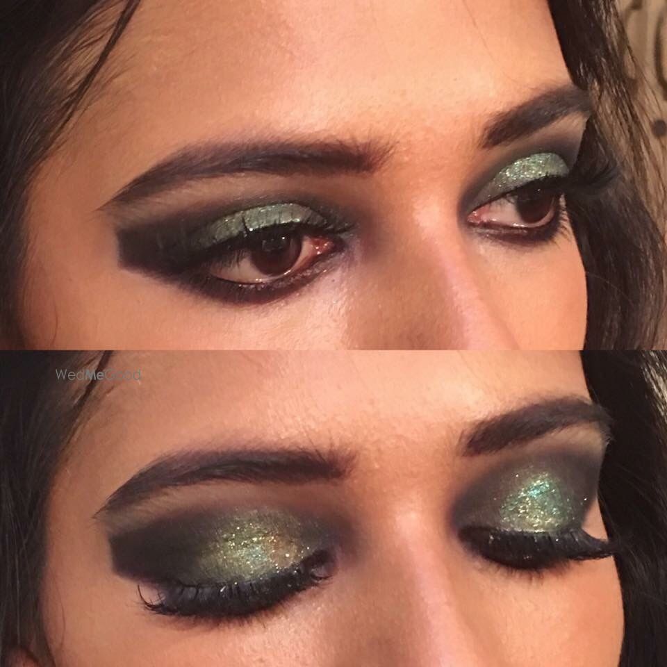 Photo From SMOKEY EYES_PHONE CLICKS  - By Nivritti Chandra