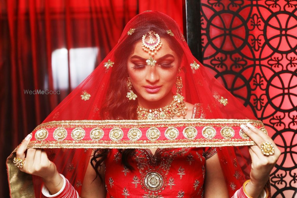 Photo From Bridal Make-up - By Vandana Piwhal Makeovers