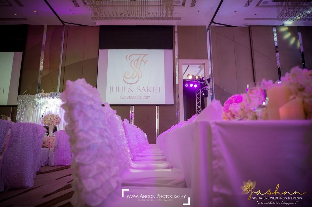 Photo From Reception- winter blossoms  - By Jashnn Signature Weddings & Events