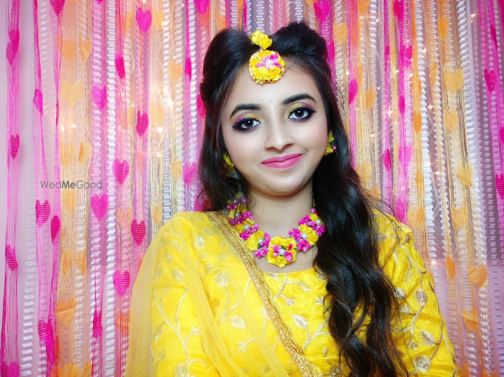 Photo From ENGAGEMNT/ RECEPTION MAKEUP - By Makeup by Shivani