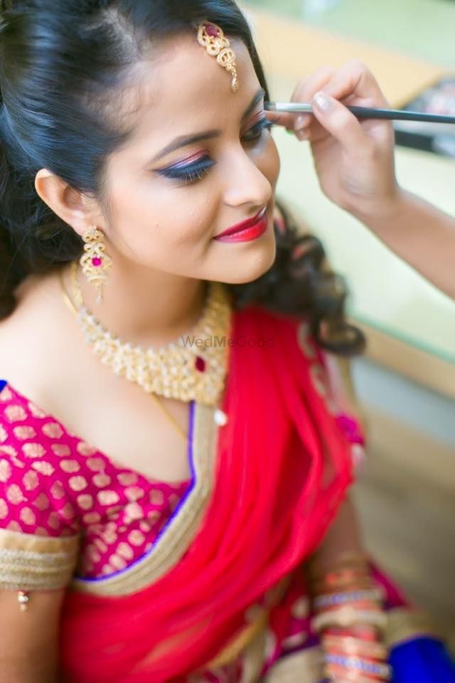 Photo From Bridal Makeup - By Vurve Signature Salon