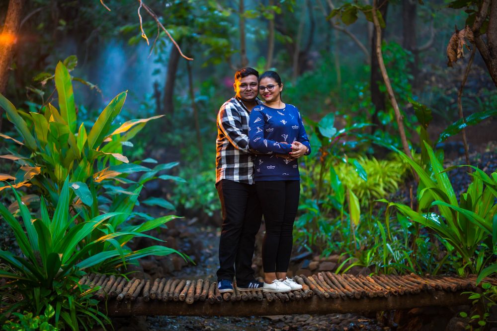 Photo From Aakash & Bhumi Pre Wedding - By Chinmay Joshi Photography 
