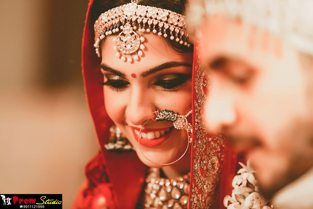 Photo of Close up of a smiling bride