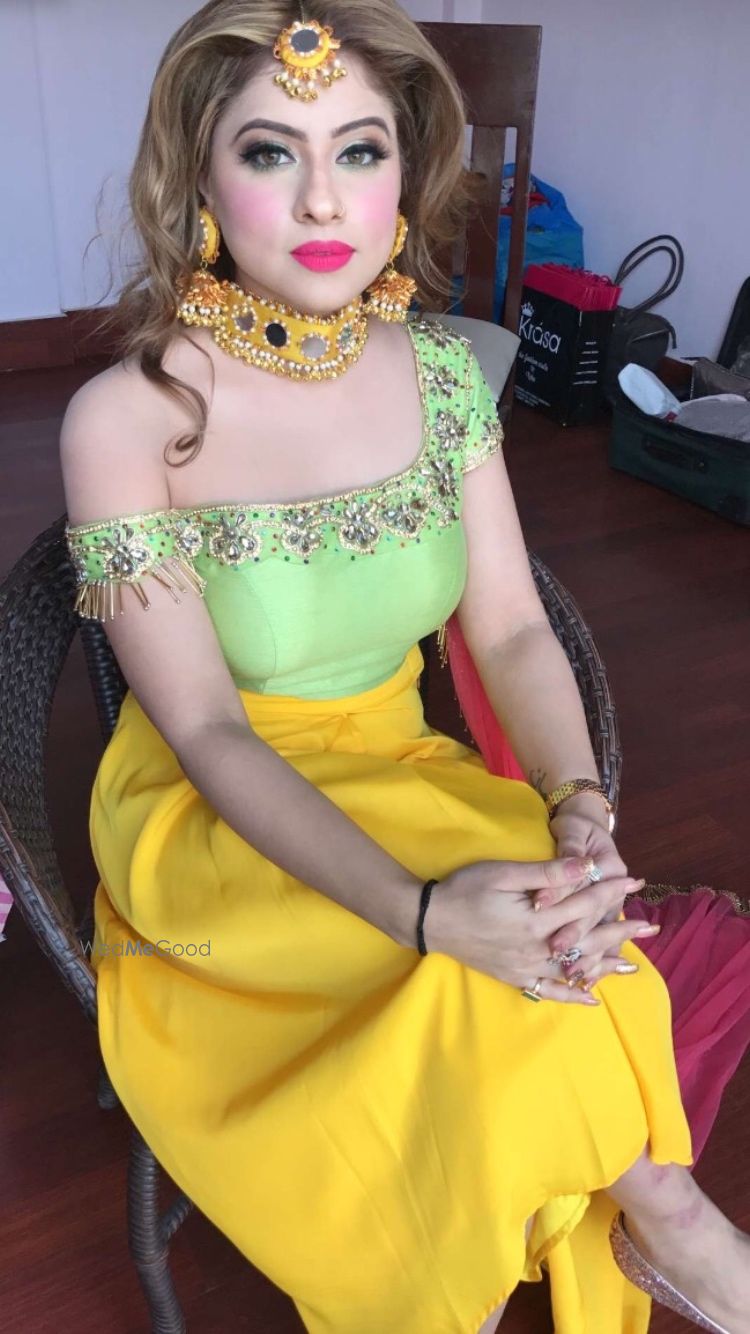 Photo From kanika kapoor  - By Dulhanama