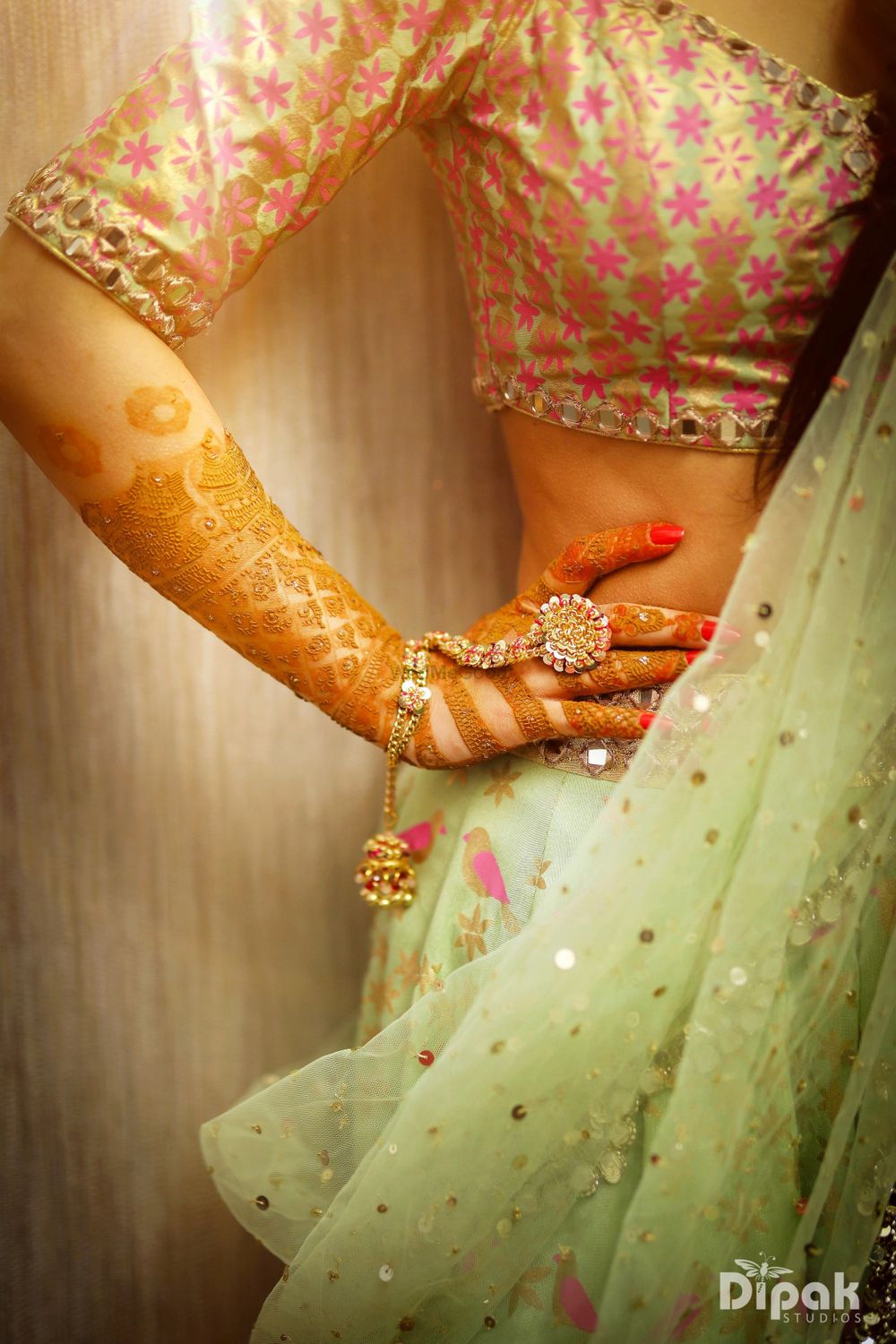 Photo of Mehendi jewellery and bridal close shot with waist