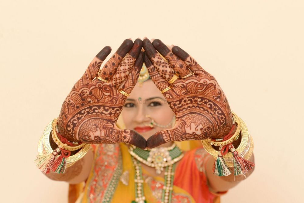 Photo From Kanchi weds preyash - By Aksha Shah Mehendi Designer