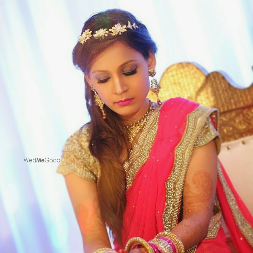 Photo From REAL BRIDES - By Wake Up and Makeup by Akansha