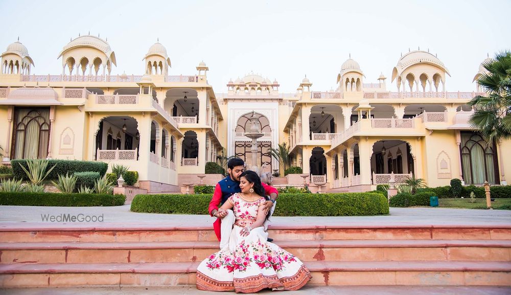 Photo From Pre Wedding: Paresh & Bhavika - By Lensomaniya Photography
