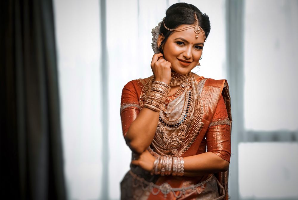 Photo of Stunning south indian bride wearing temple jewellery for her wedding