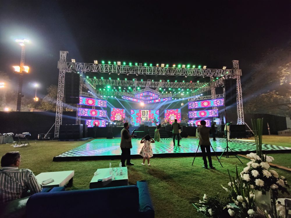 Photo From Truss Lights / Line Arrays sounds  - By Dj Nihar (Silent Disco)