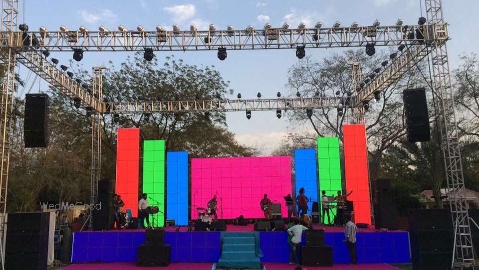 Photo From Truss Lights / Line Arrays sounds  - By Dj Nihar (Silent Disco)