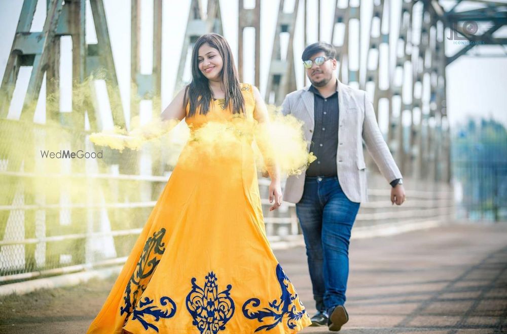 Photo From Pre Wedding - By Iconic Clicks Photography & Events