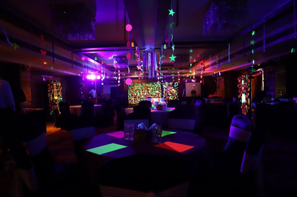 Photo From Neon Ultra Violet Theme Party - By Dj Nihar (Silent Disco)