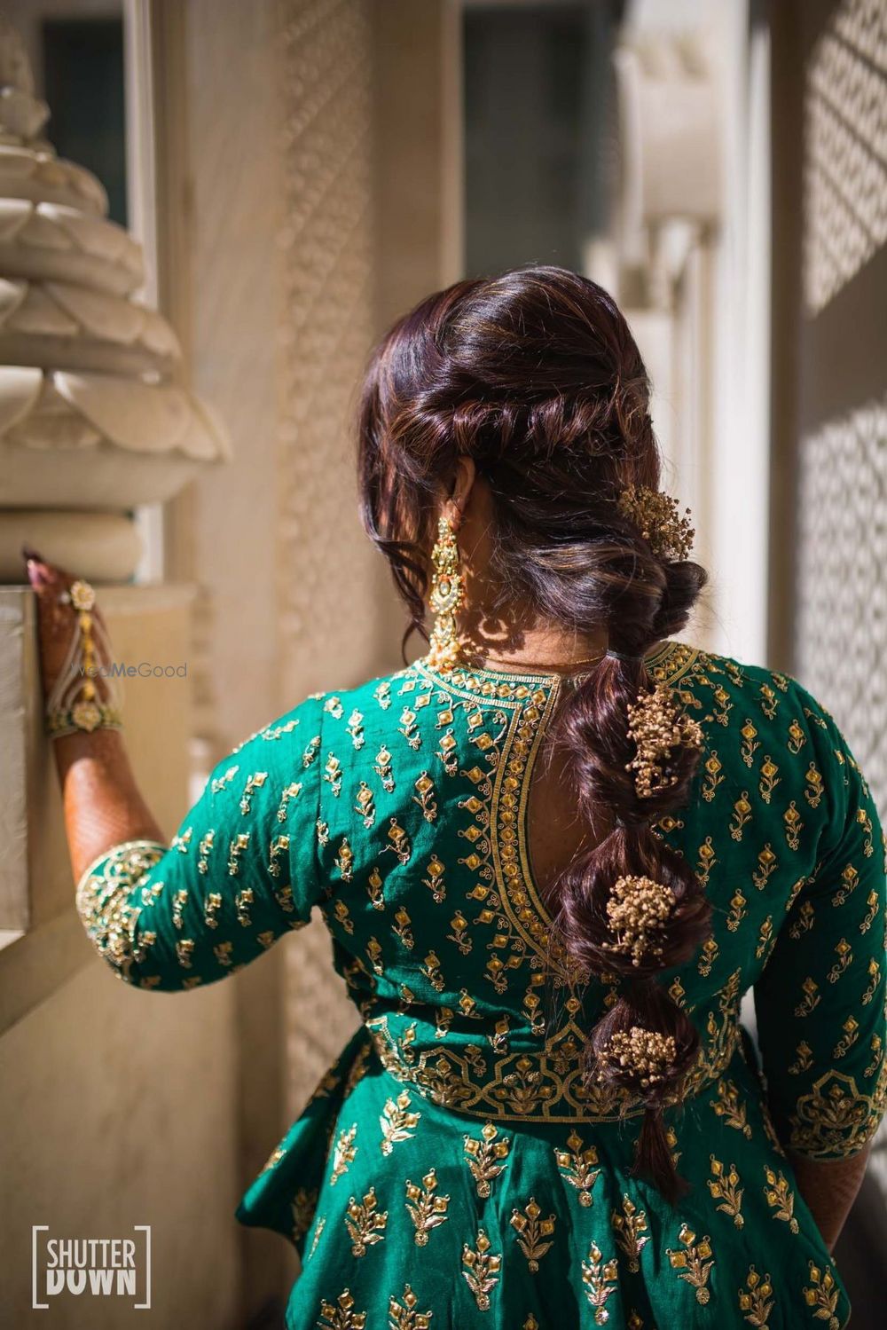 Photo of Babys breath mehendi floral braid