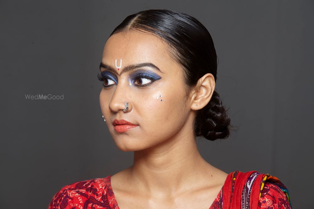 Photo From Achademy Shoot - By Colours Makeup School 