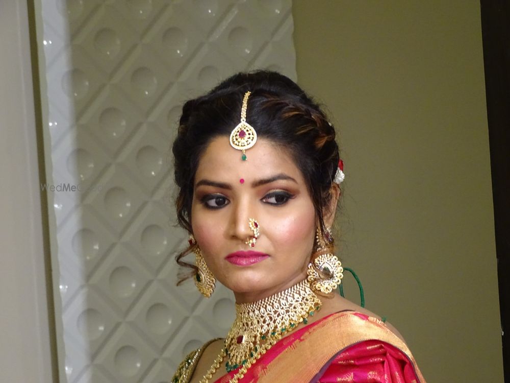 Photo From Bride Pooja - By Colours Makeup School 