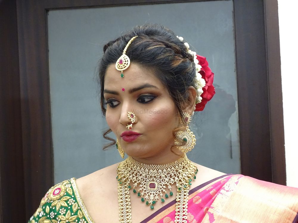 Photo From Bride Pooja - By Colours Makeup School 