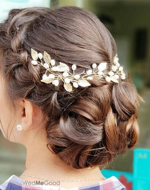 Photo From Bridal Hairdo Exemplars - By Makeup by Tanny