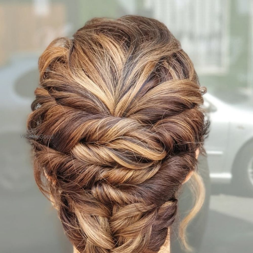 Photo From Bridal Hairdo Exemplars - By Makeup by Tanny