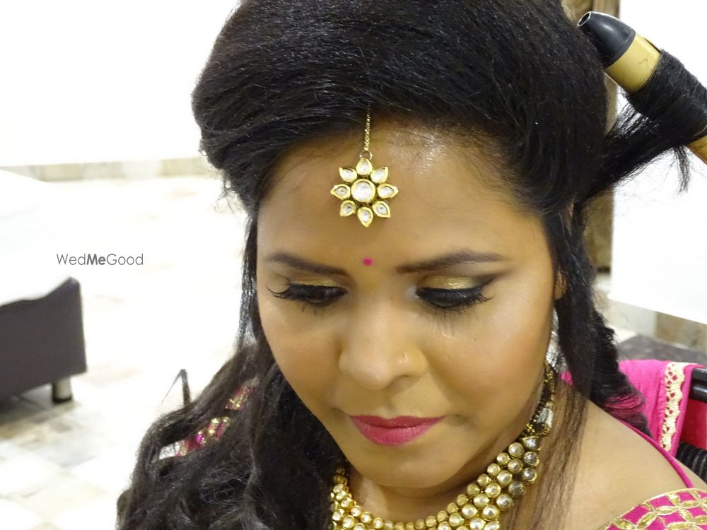 Photo From Reception Bride - By Colours Makeup School 