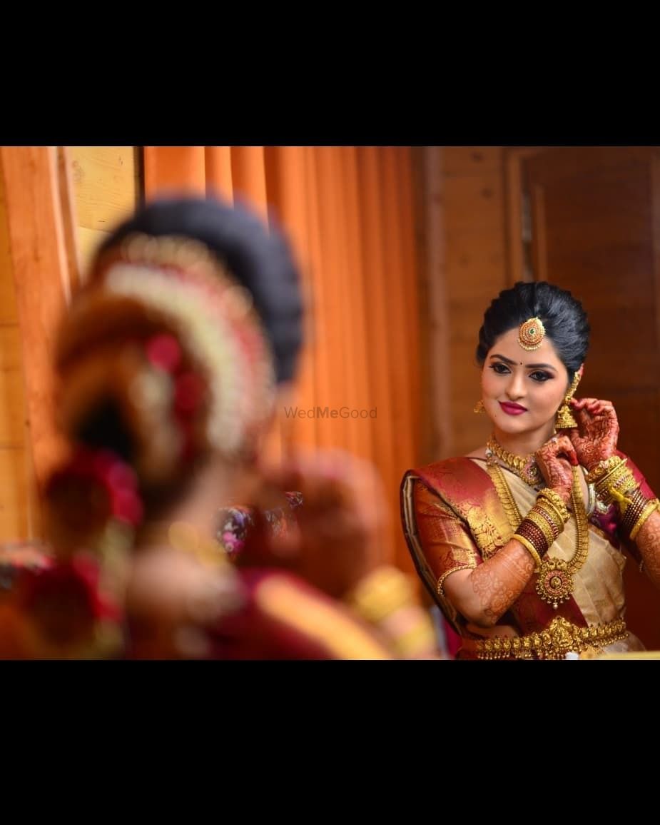 Photo From Bridal Makeup Projects - By Shiv - The Makeup Artist