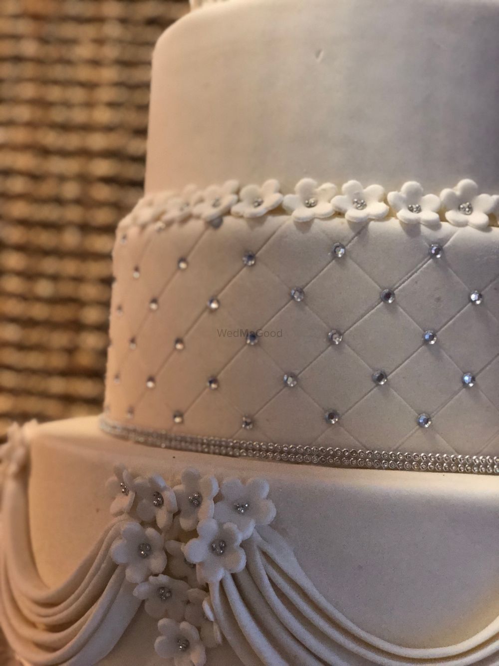 Photo From WHITE AND SILVER WEDDING CAKE - By Jeanne Ferrer Cake House