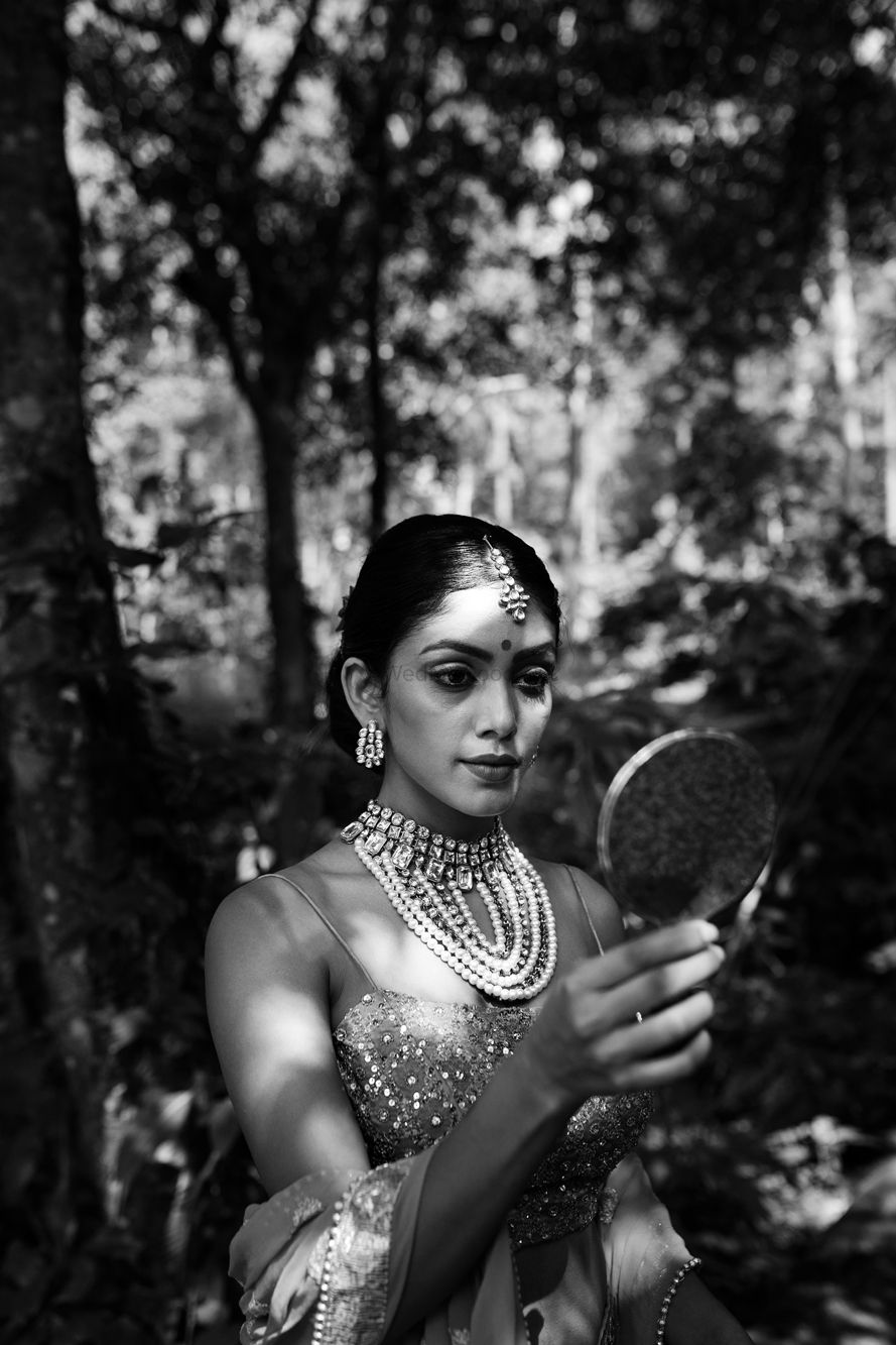 Photo From GETTING READY - By Priyam Parikh Pictures