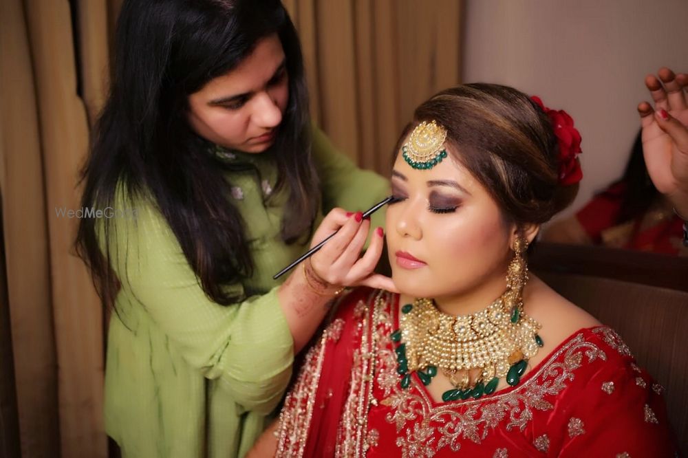 Photo From bride Shweta  - By Nikita Gaur Makeovers