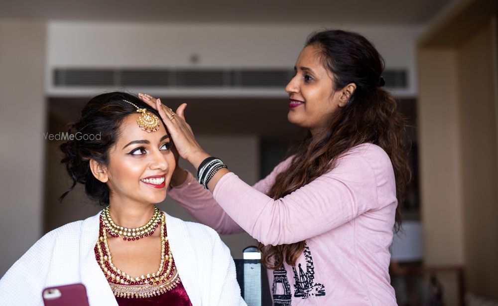 Photo From Priyanka's Bridal Make up  - By Swagat Mohanty Photography