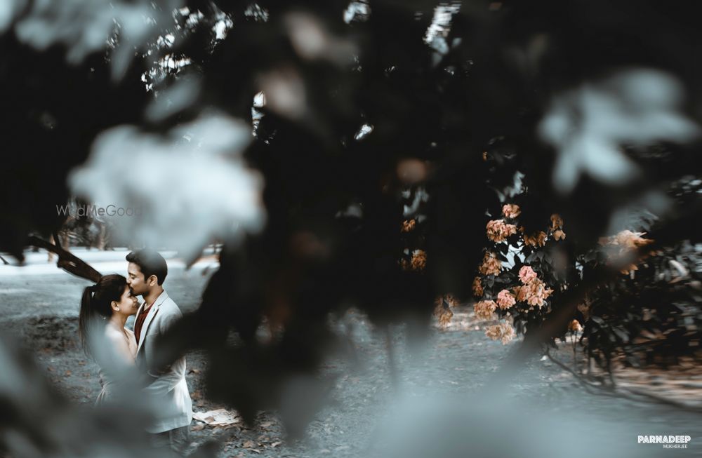 Photo From Abhishek x Arushi (Couple Photoshoot) - By Parnadeep Mukherjee Photography