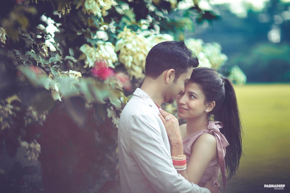 Photo From Abhishek x Arushi (Couple Photoshoot) - By Parnadeep Mukherjee Photography
