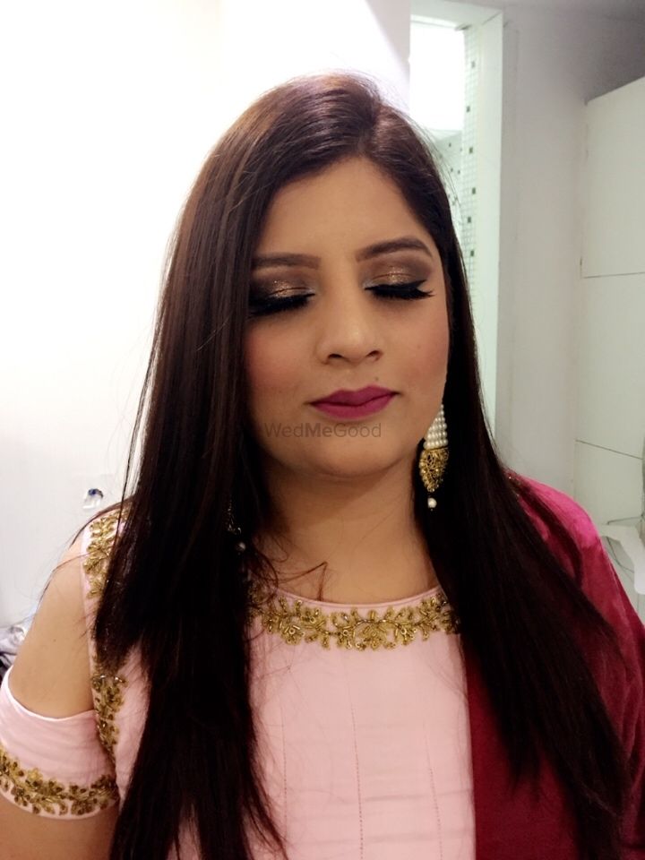 Photo From wedding makeup pictures  - By Gunpreet The Makeup Expert