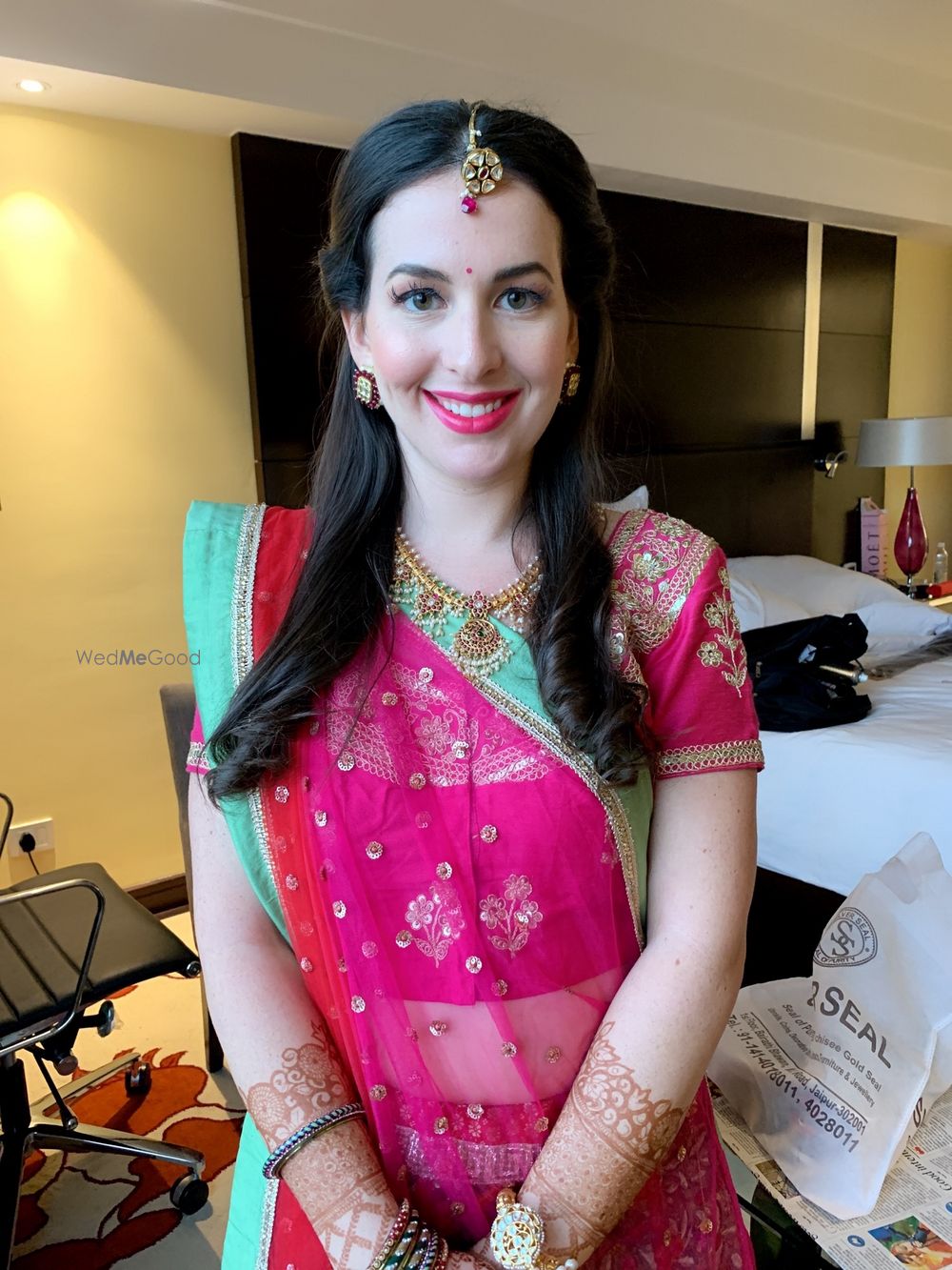 Photo From Reception Bride - By Makeovers by Saloni Patni