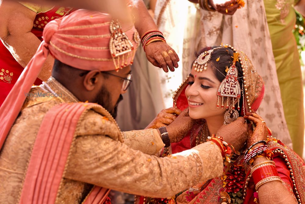 Photo From Reception Bride - By Makeovers by Saloni Patni