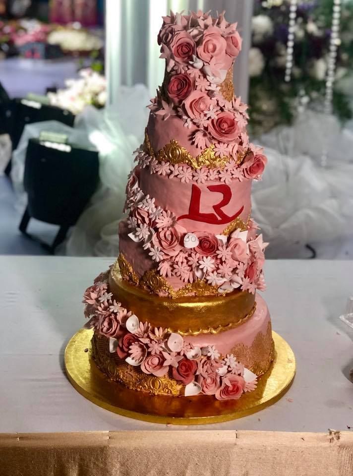 Photo From Engagement Cakes - By Six Addictions