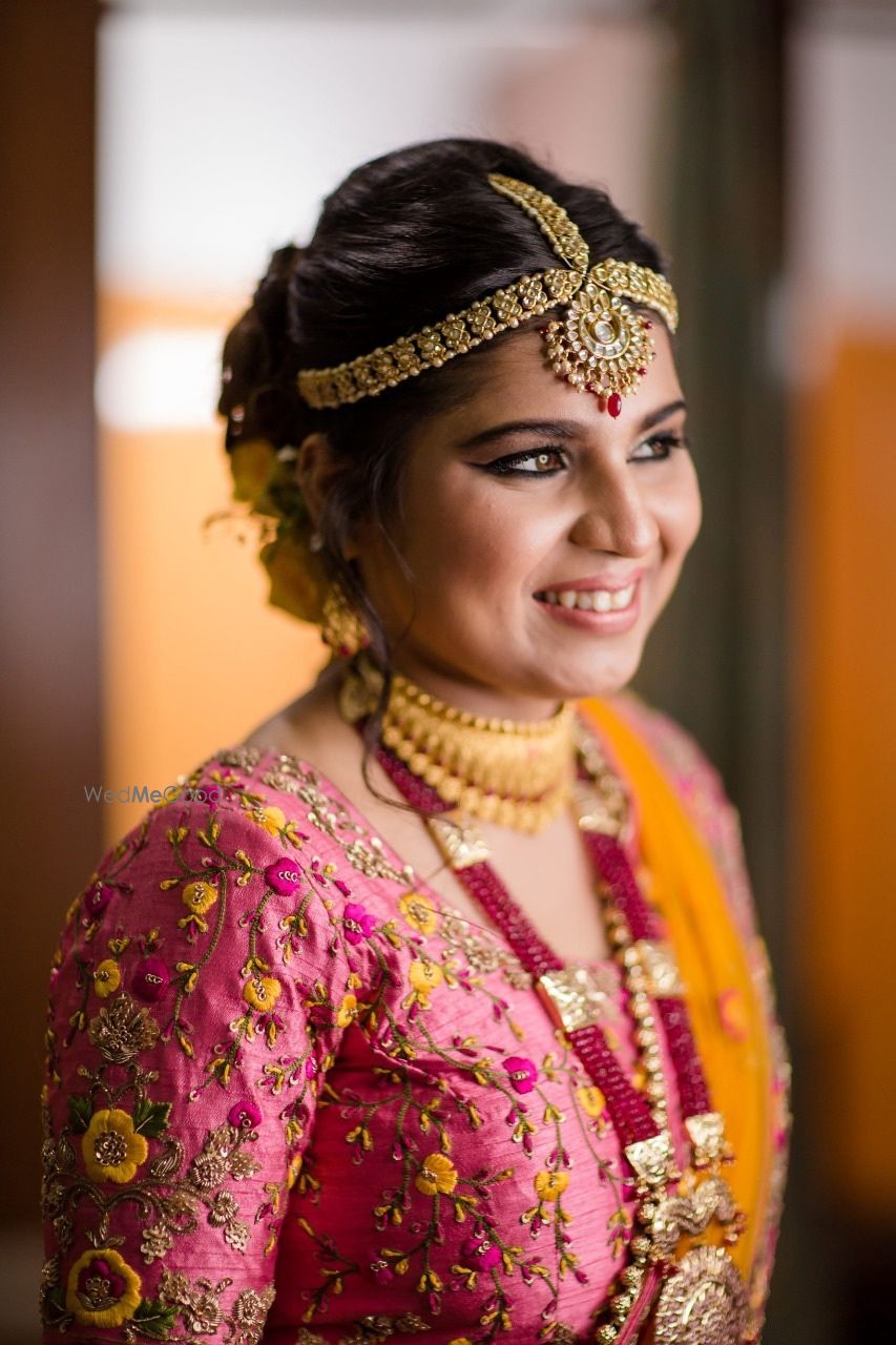 Photo From Kohl eyes n Soft Pink lips for Sonali’s Bridal - By Nivritti Chandra