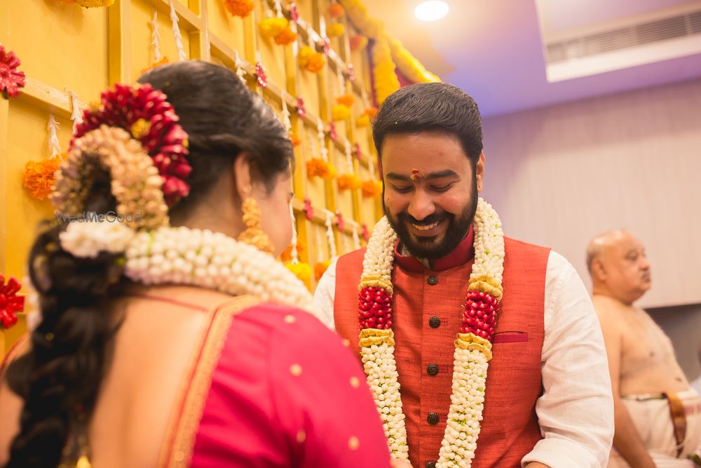 Photo From Santhosh & Annapoorni Engagement - By Nura Photography