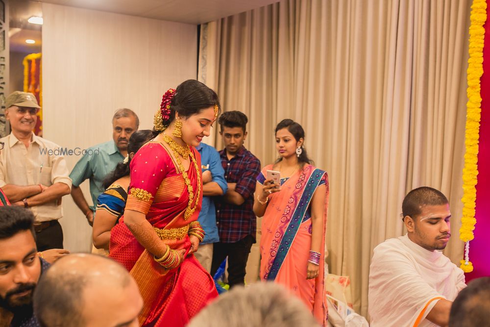 Photo From Santhosh & Annapoorni Engagement - By Nura Photography