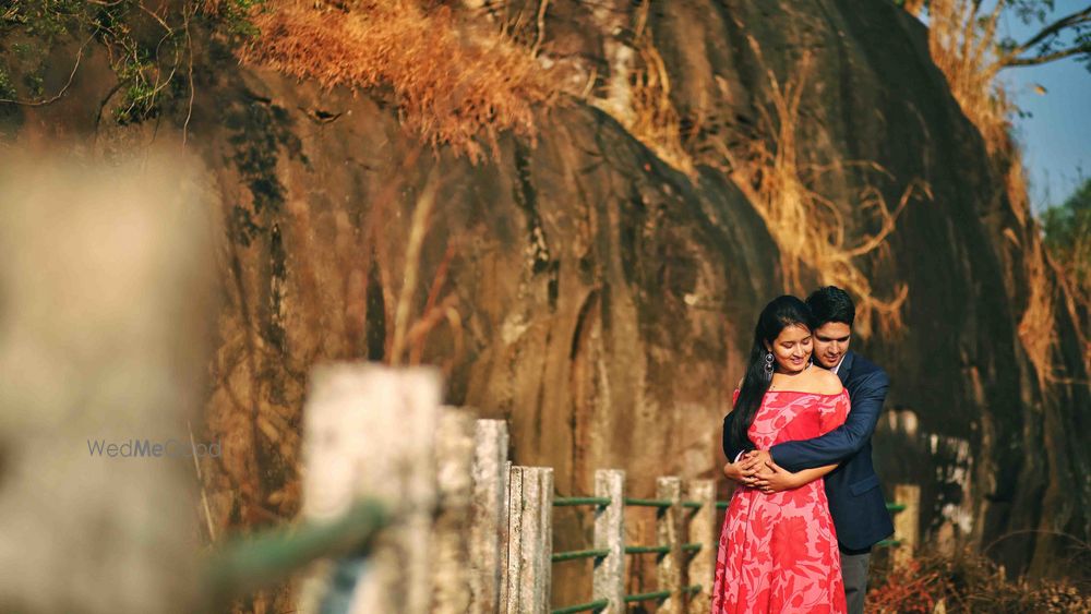 Photo From Akshay + Sanjukta (pre-wedding) - By RudhNav Photography