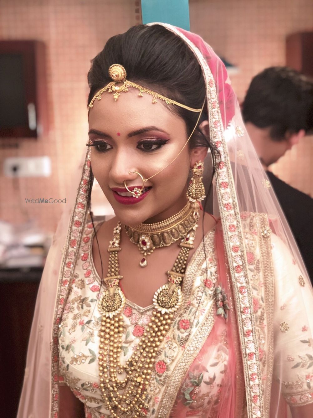 Photo From Simpal’s Bridal Diaries - By Saloni Arora - Makeup Mafia