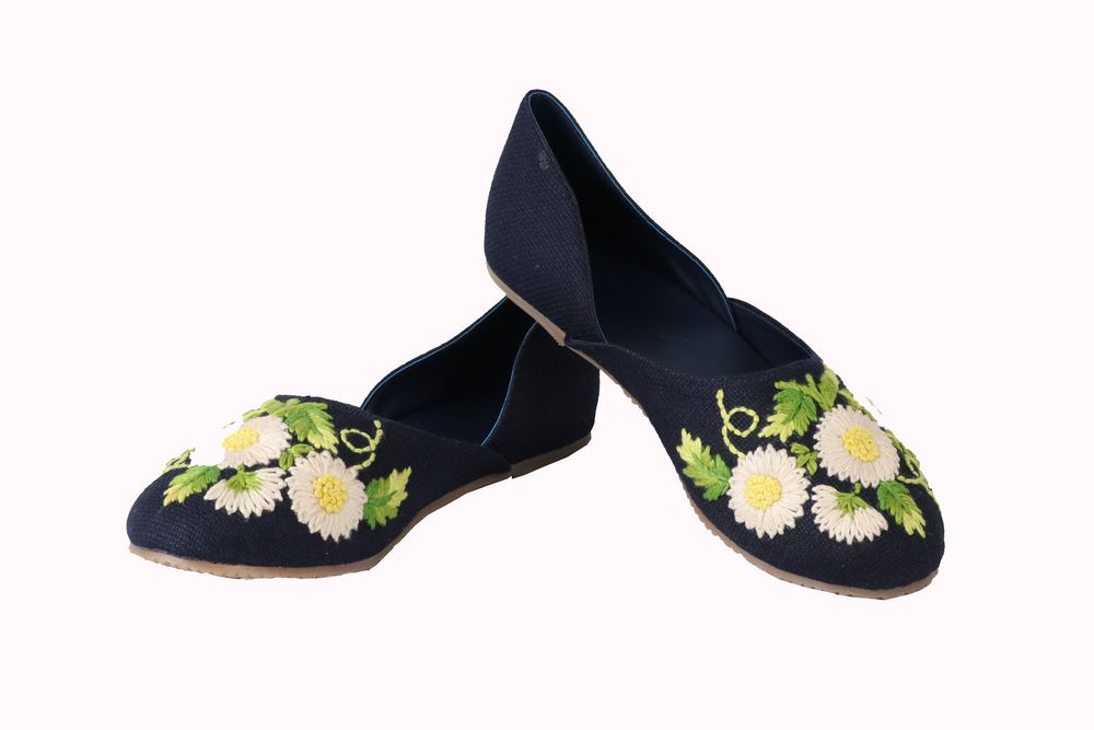Photo From Mocassins Embroidered - By Ek agga