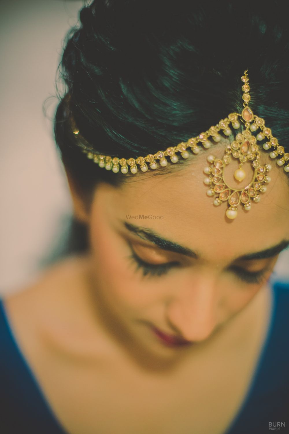 Photo of Gold Mathapatti with Pearl Drops
