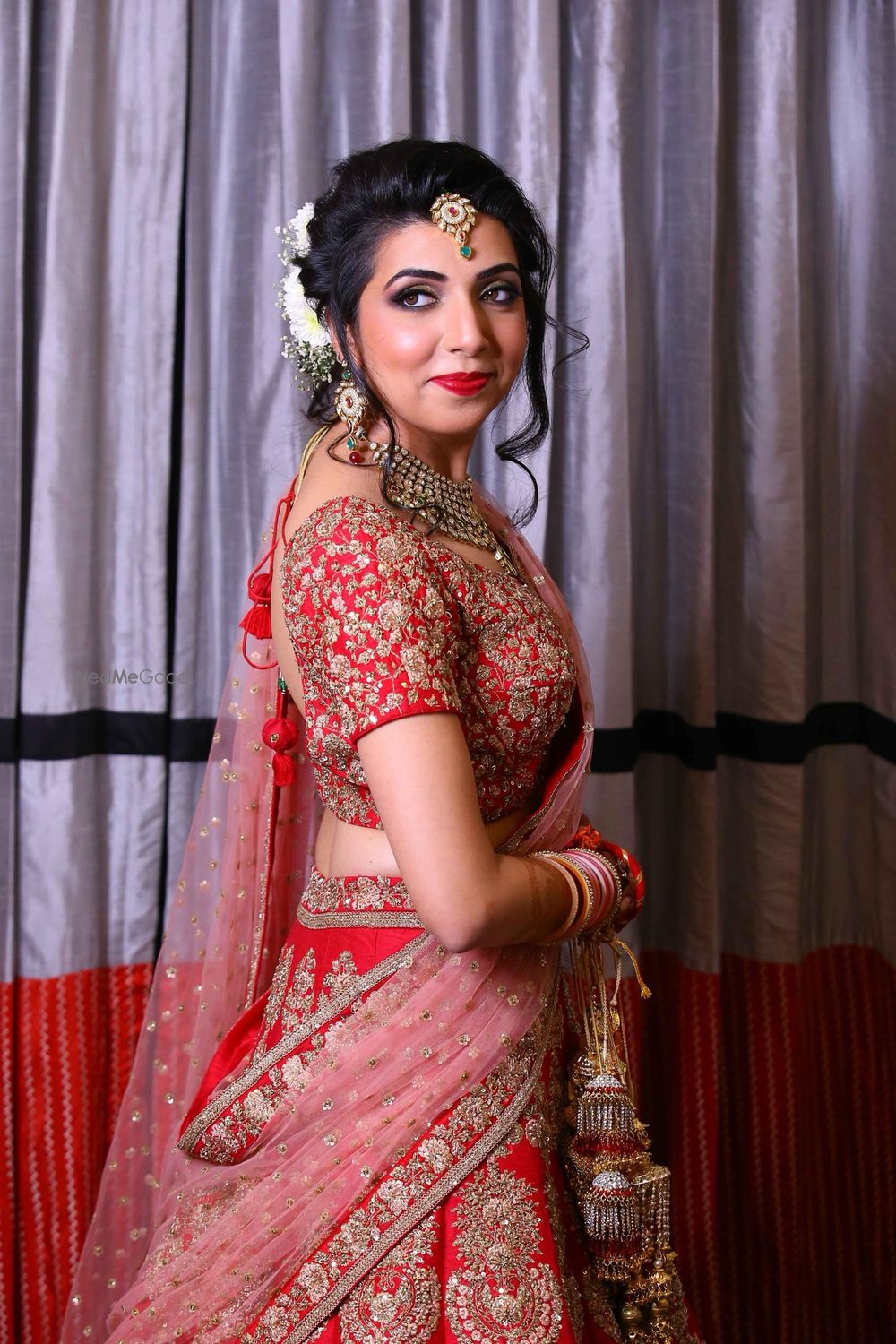 Photo From GOLD n SMOKEY Eyes on this BRIDE IN RED_ MakshitA  - By Nivritti Chandra