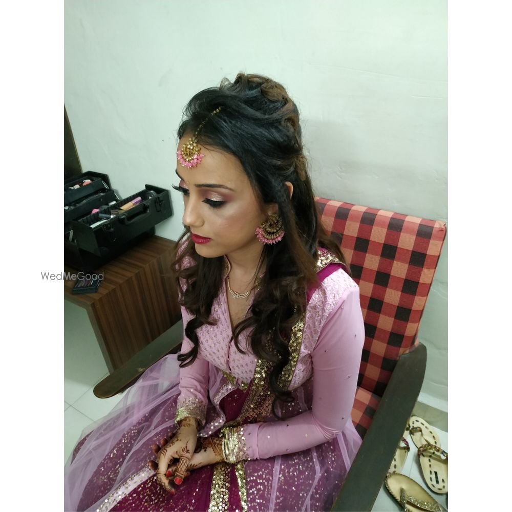 Photo From Purva for sangeet - By Colours Makeup School 