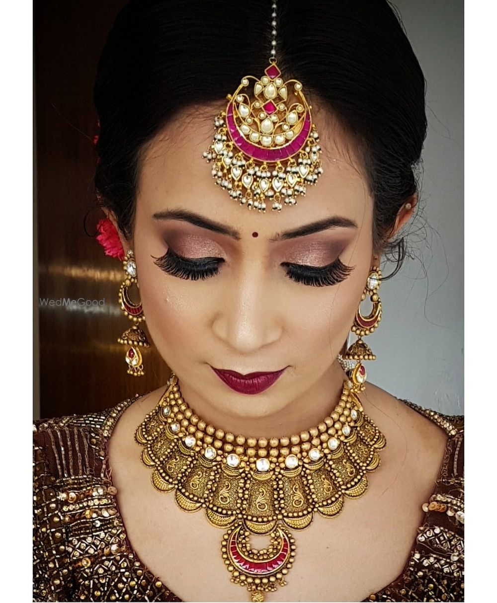 Photo From 2019 Brides - By Makeup Artist Parulduggal