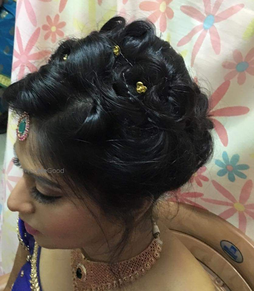 Photo From bridal hairstyle - By Makeup Artistry by Pehal Ahuja