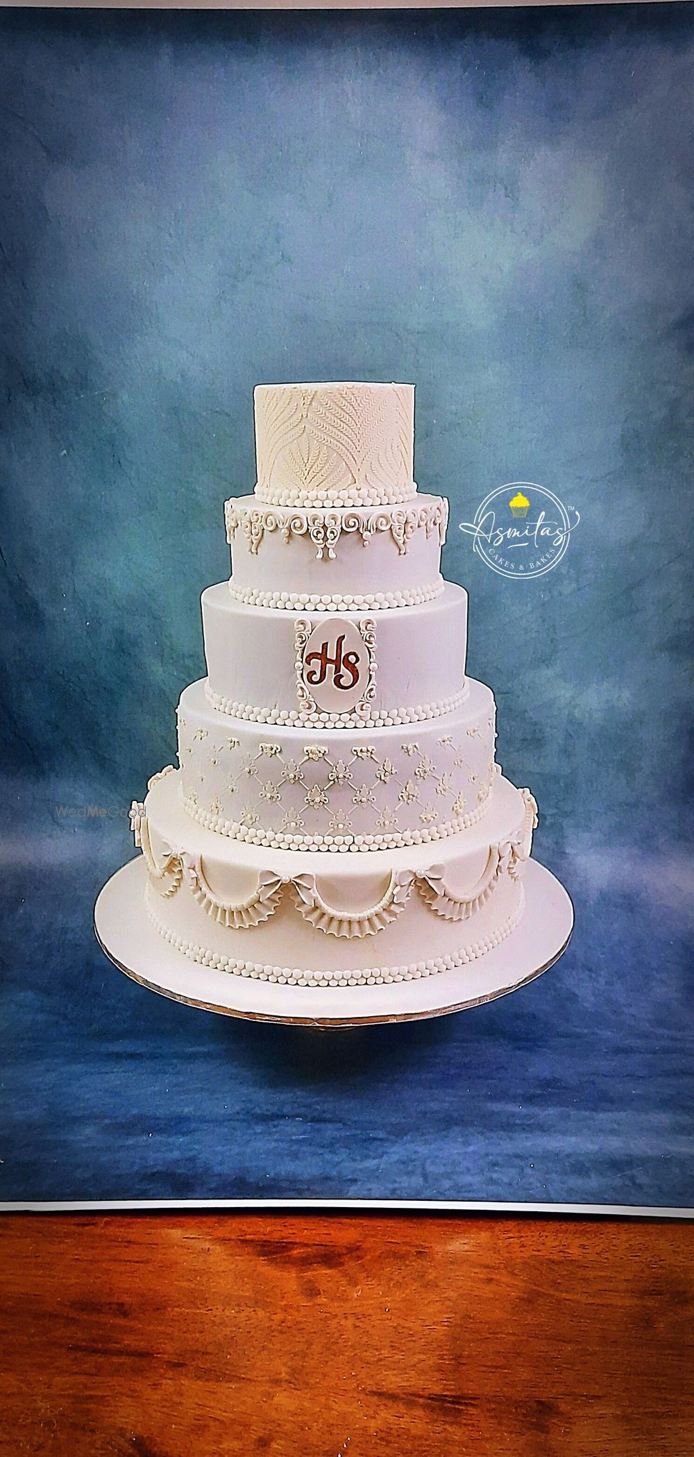 Photo From wedding cakes - By Cakes & Bakes by Asmita