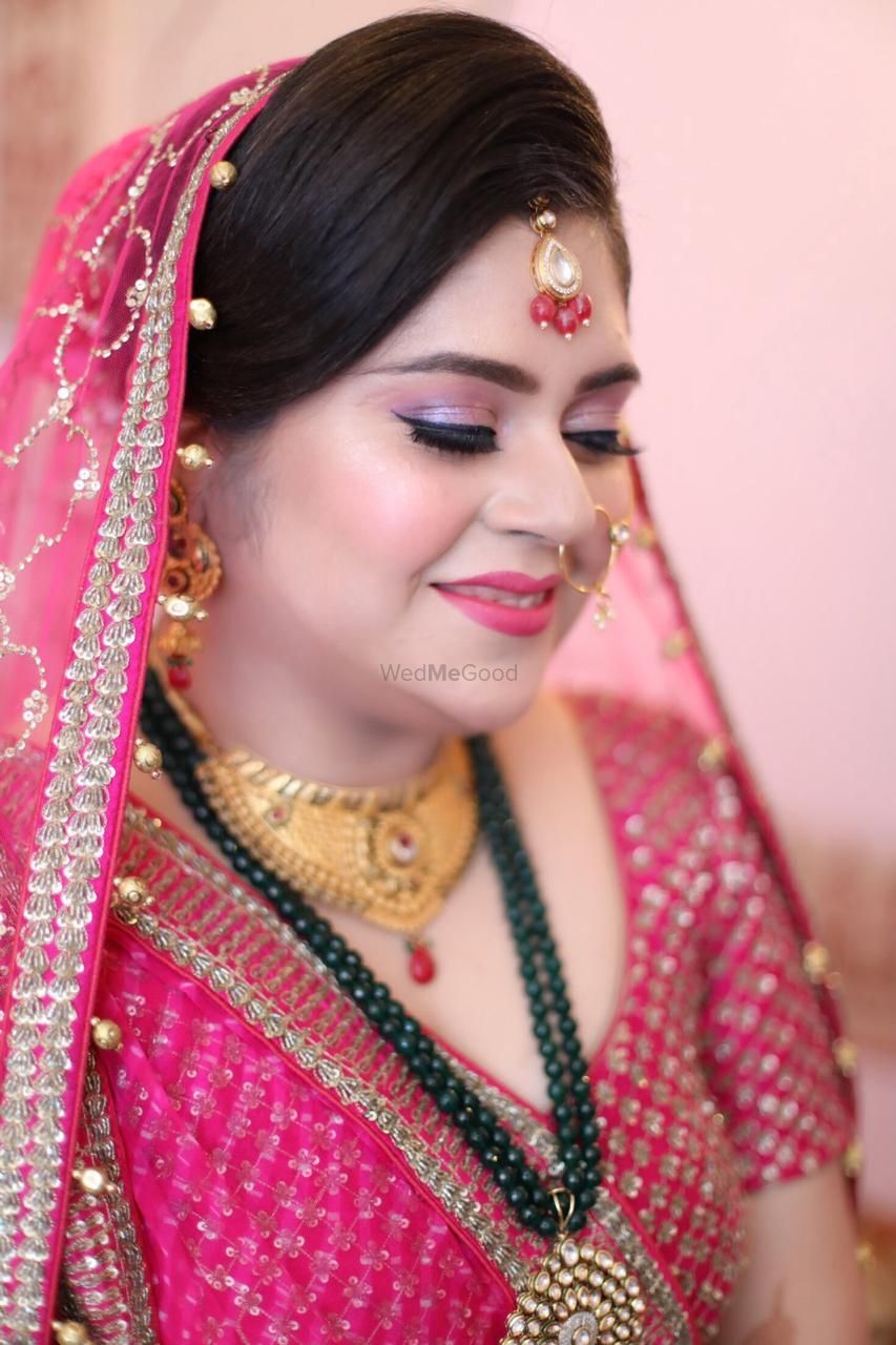 Photo From Pallavi's Engagement and Wedding Makeup - By Makeup by Jaasleen
