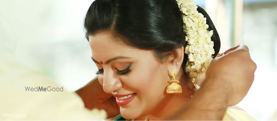 Photo From KERALA TRADITIONAL WEDDING - By Talking Pictures Wedding Photography